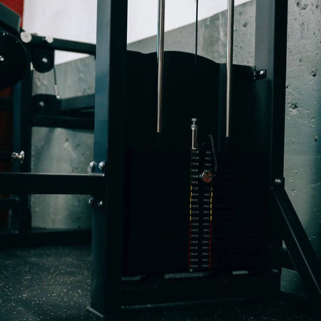 Titanium Strength Elite Series Selectorized Lat Pulldown Machine Titanium Strength